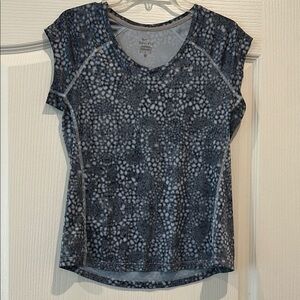 Nike Fitted Blue and Gray Short Sleeve Tee